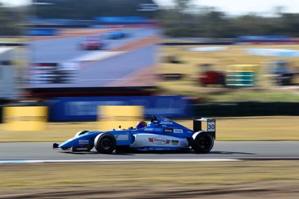 2017_F4_australia_liam_lawson_Queensland-1