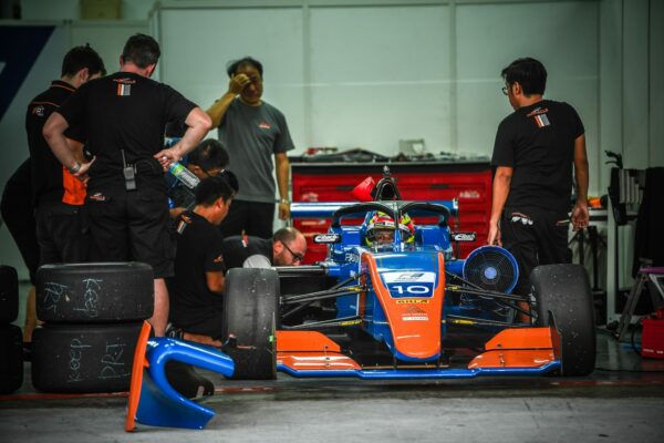 2018_F3_asia_liam_lawson_CTH_7875