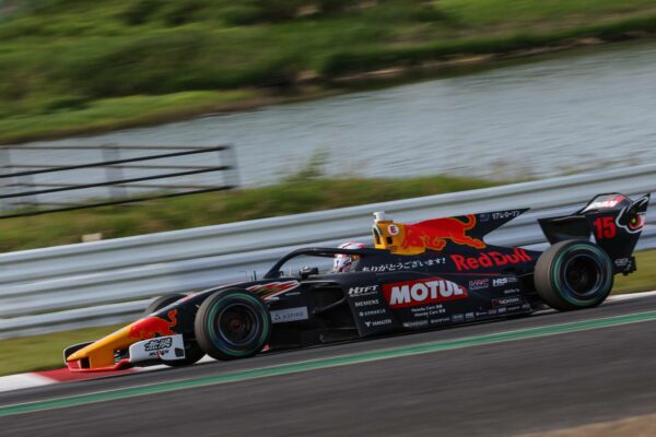 liam_lawson_2023_suzuka_5