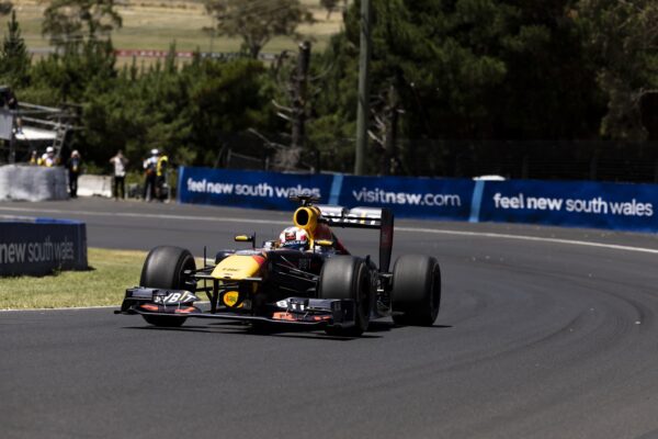 liam_lawson_f1_bathurst_3