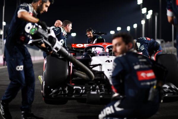 liam_lawson_racing_f1_18_qatar_2023_20